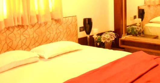 Odour Plus Resorts Chennai Exteriör bild